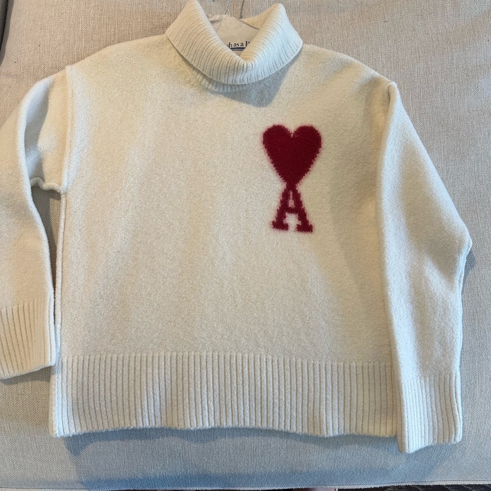 Ami Cream Turtleneck Sweater with Red Heart